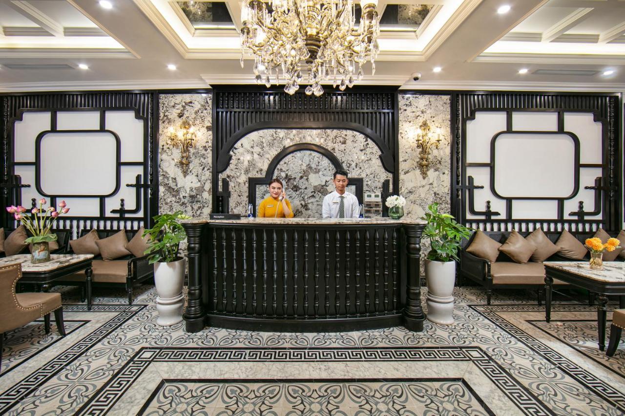 Amira Hotel Hanoi Buitenkant foto