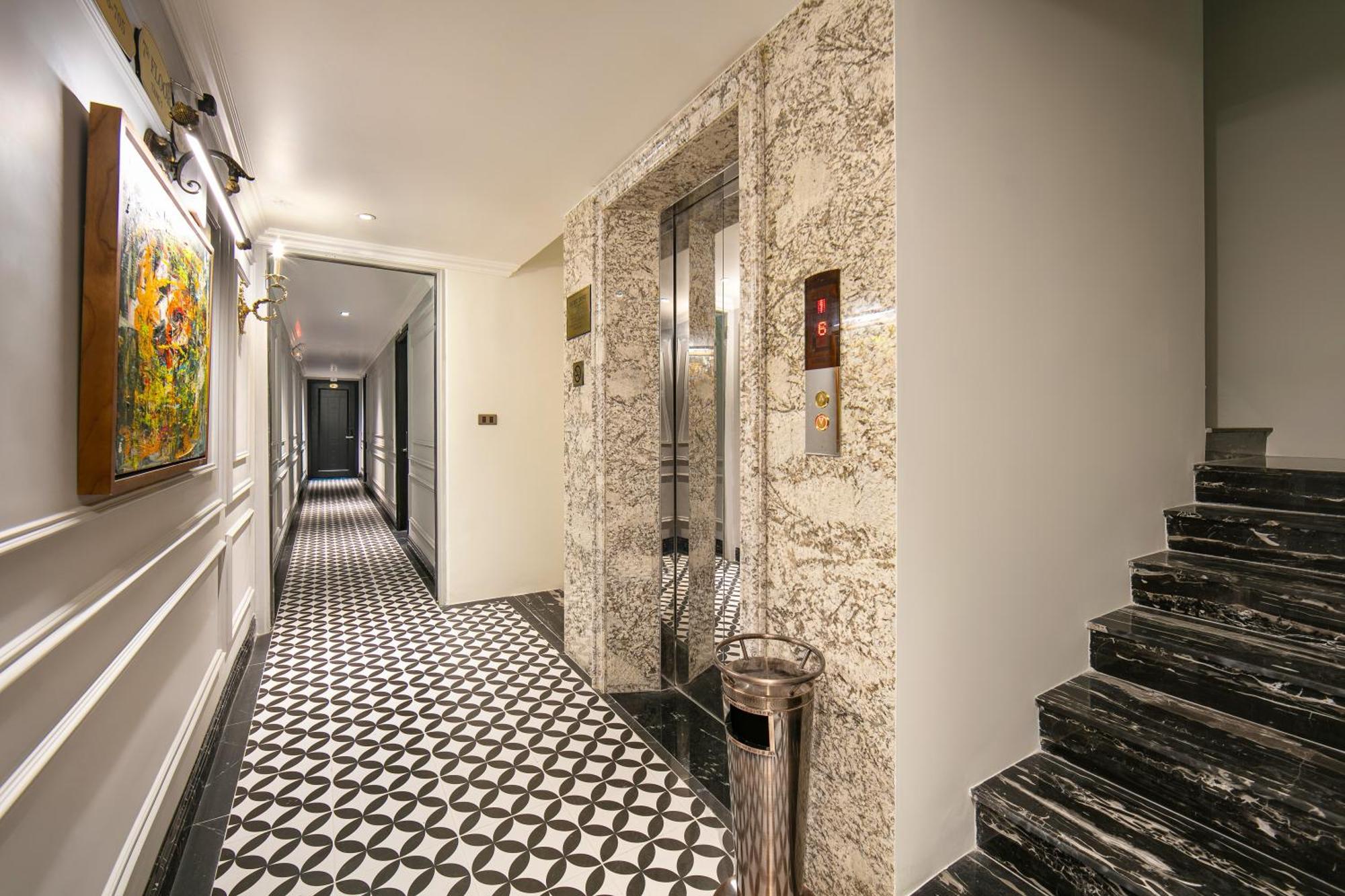 Amira Hotel Hanoi Buitenkant foto