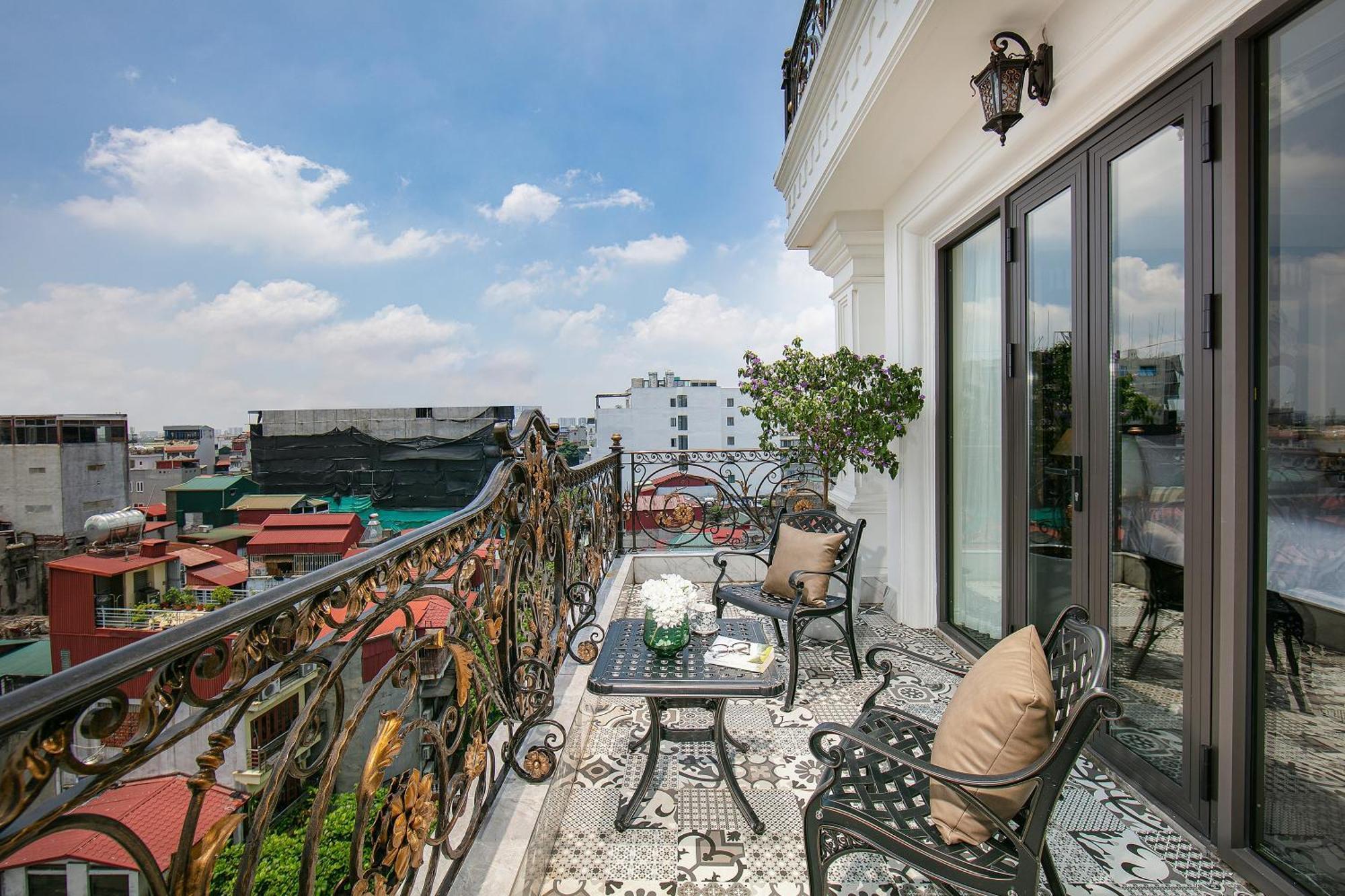 Amira Hotel Hanoi Buitenkant foto